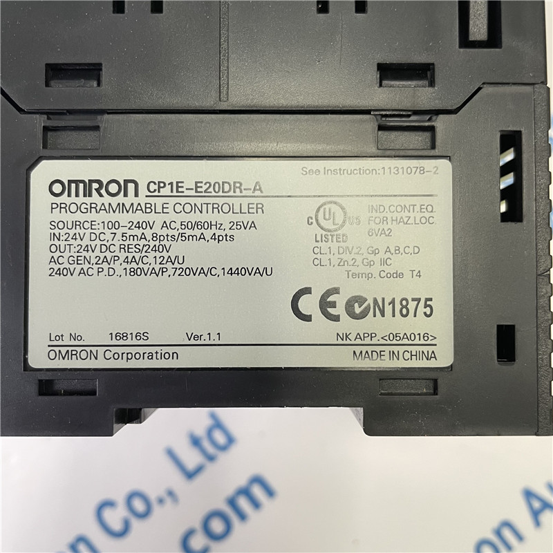 Controlador programável OMRON CP1E-E20DR-A